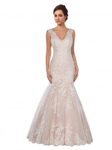 Cheap Classic Fit and Flare V-Neck Mermaid Lace Wedding Dress Canada