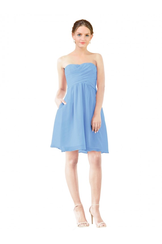 Cheap Short Knee Length Chiffon Cocktail Bridesmaid Dress with Twisted Strapless Sweetheart Neckline Canada