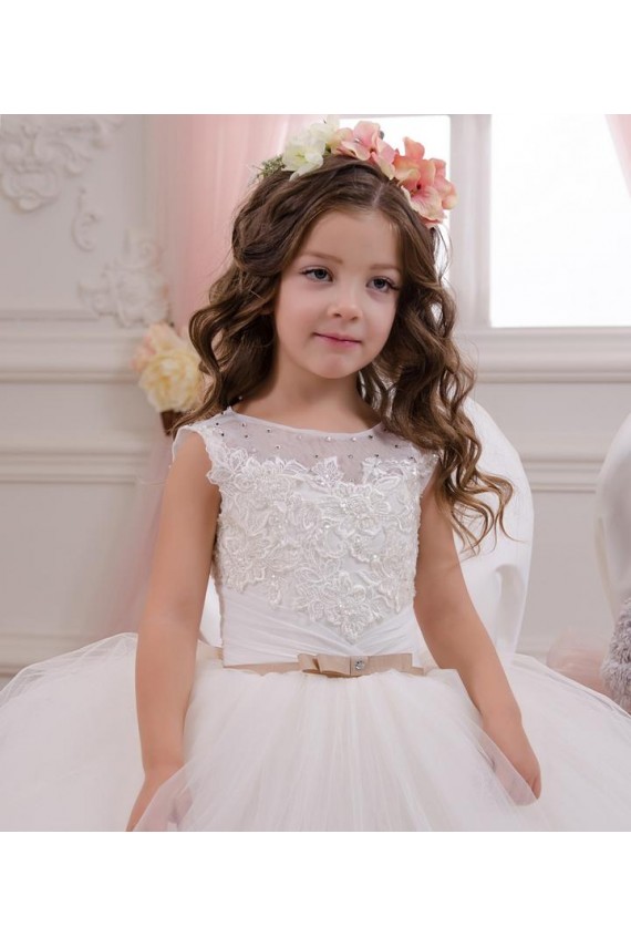 Cheap Ivory Ball Gown Bateau Neck Chapel Train Sleeveless Flower Girl Dress Canada