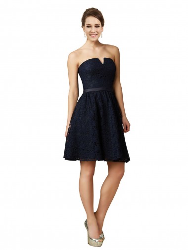 Cheap Classic Knee Length Lace Bridesmaid Dress / Cocktail Dress with Notched Neckline Canada