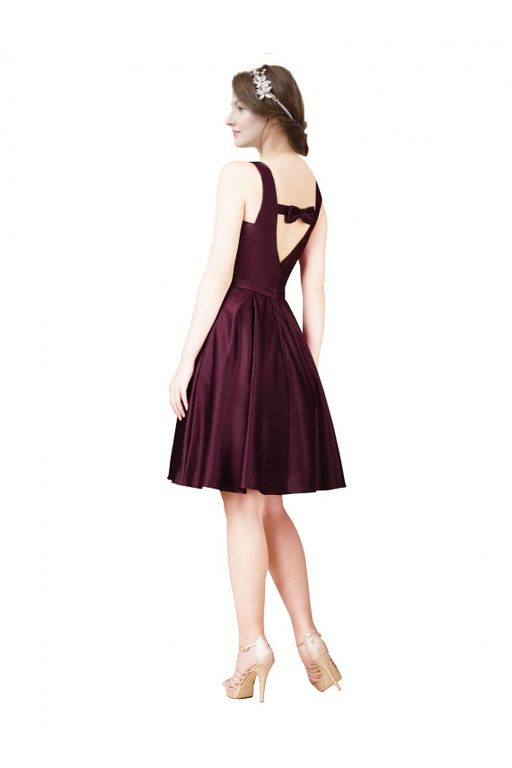 Cheap Classic Cocktail Knee Length Satin Bridesmaid Dress / Prom Dress with V Back and Bow Detail Canada