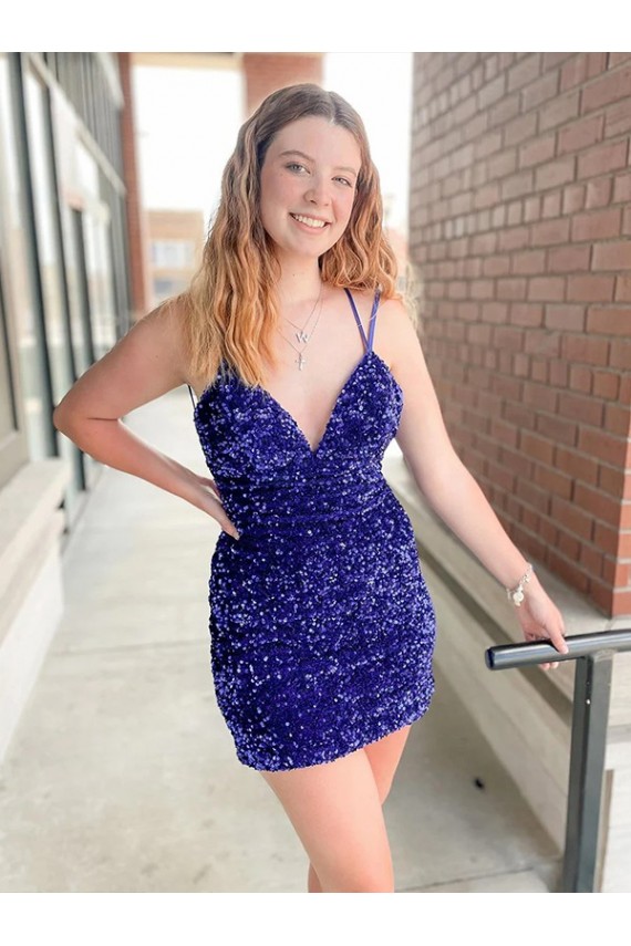 Cheap Sleeveless Short Velvet Sequin V-Neck Homecoming Dress / Prom Dress Canada